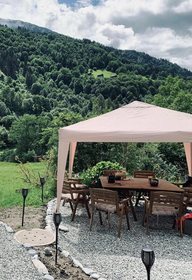 Casa Pasch - Boutique Bed And Breakfast In Cumpadials Sumvitg Exteriér fotografie