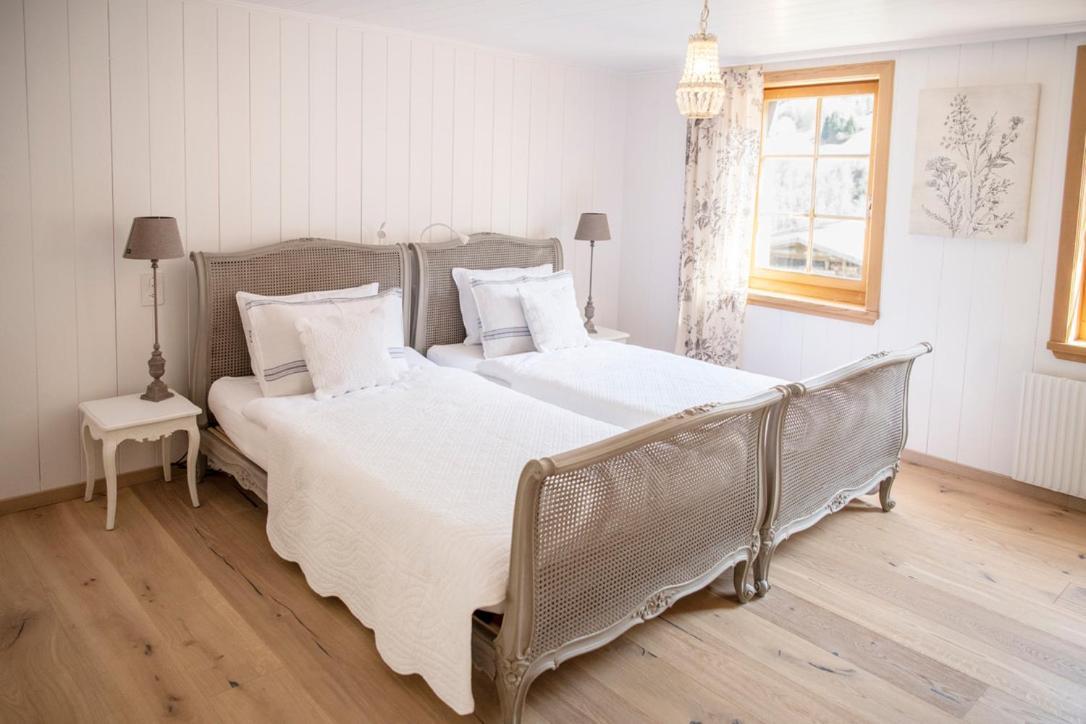Casa Pasch - Boutique Bed And Breakfast In Cumpadials Sumvitg Exteriér fotografie
