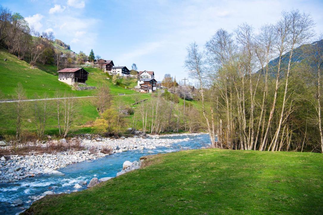 Casa Pasch - Boutique Bed And Breakfast In Cumpadials Sumvitg Exteriér fotografie